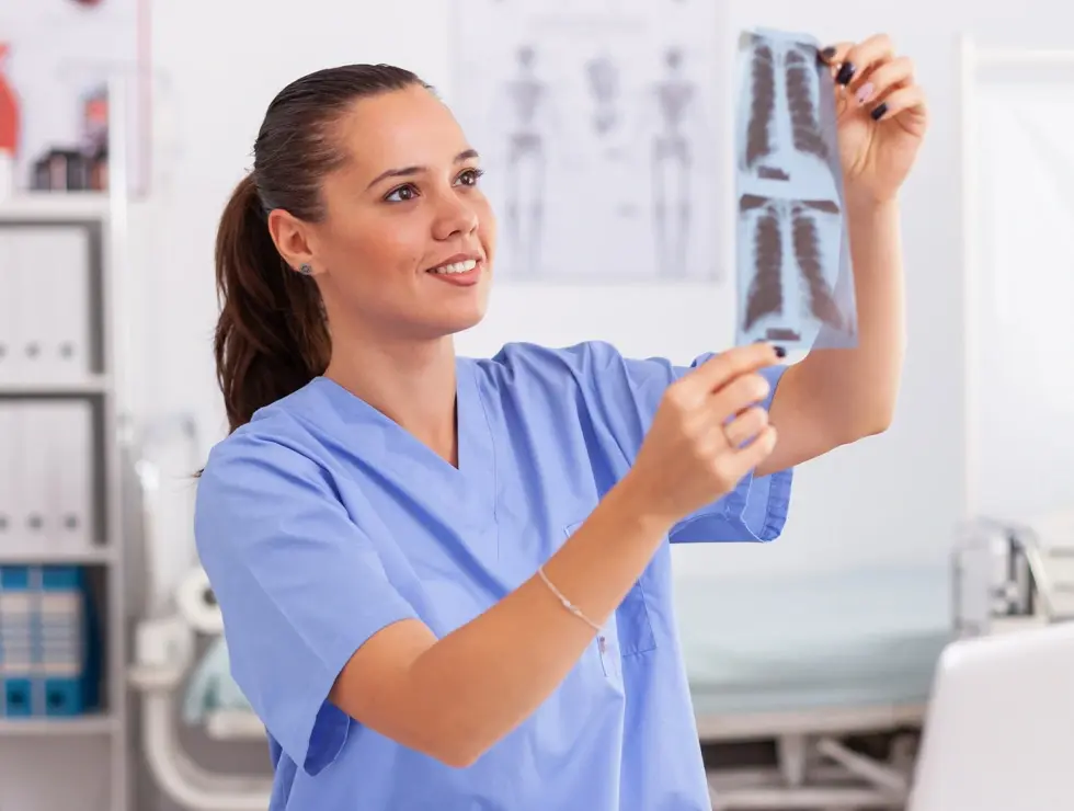 Limited Medical Radiography with Medical Assisting image